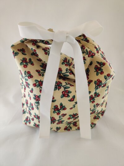 Loputon lahjakassi puolukka